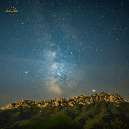 설악산에서 볼 수 있는 밤하늘의 은하수 