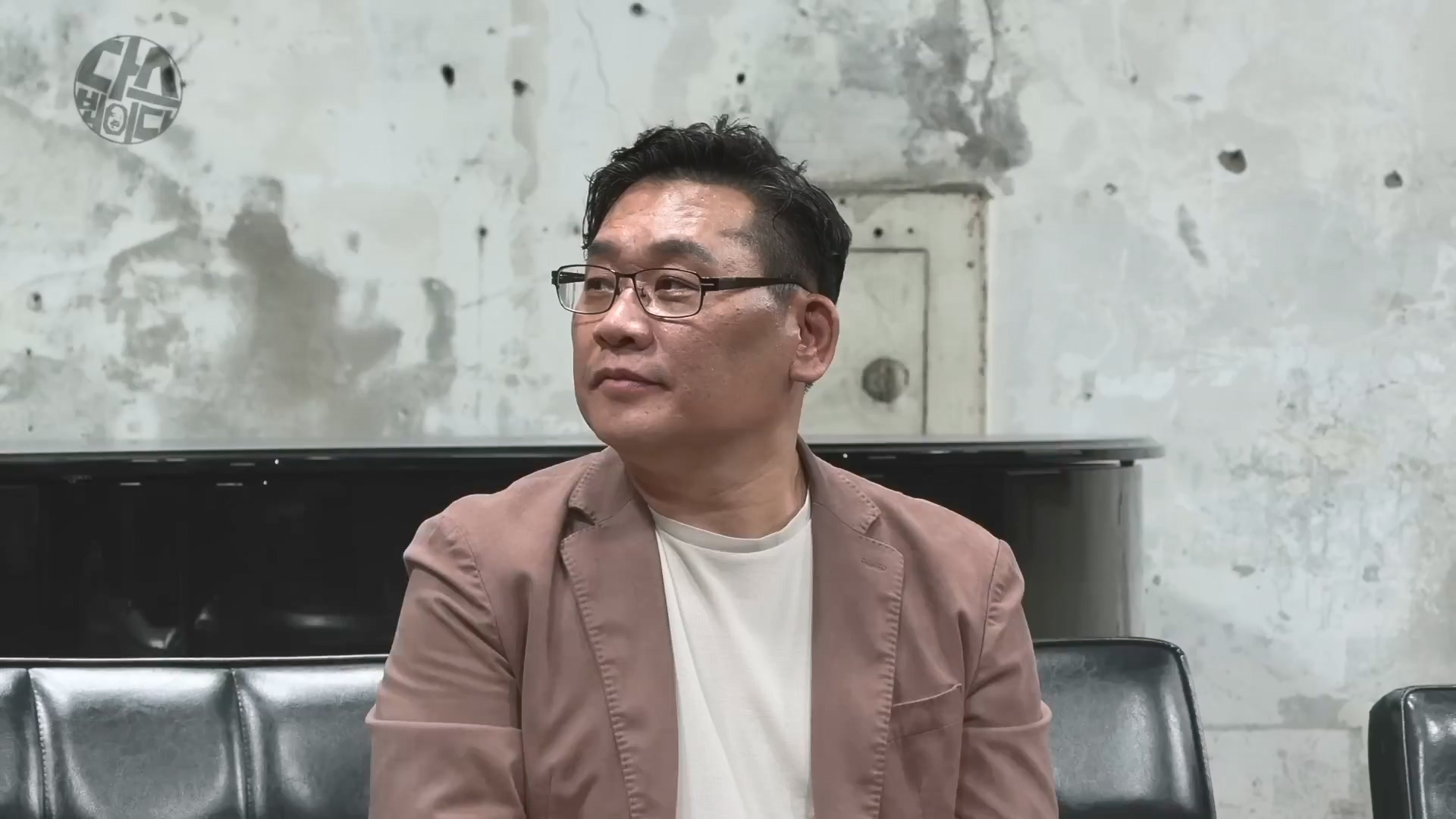 [김어준의 다스뵈이다] 331회 김건희의 흑염소, 명태균의 똥개, 국정원의 설레발.mp4_20241102_153242.184.jpg