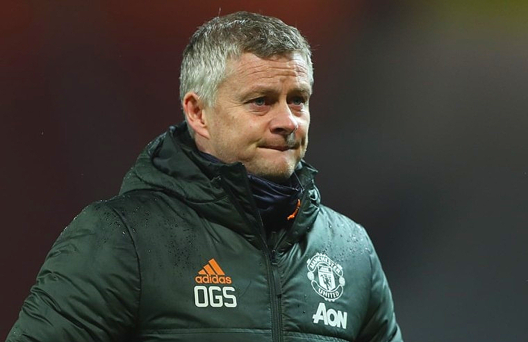 2-4로 패한 맨유 최악의 부진이 계속되는 솔샤르 경질이 대답하며 레스터에게 8