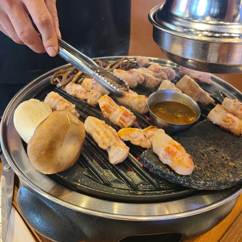  관평동 맛집 중 하나만 골라야한다면? [고반식당 대전 관평점]