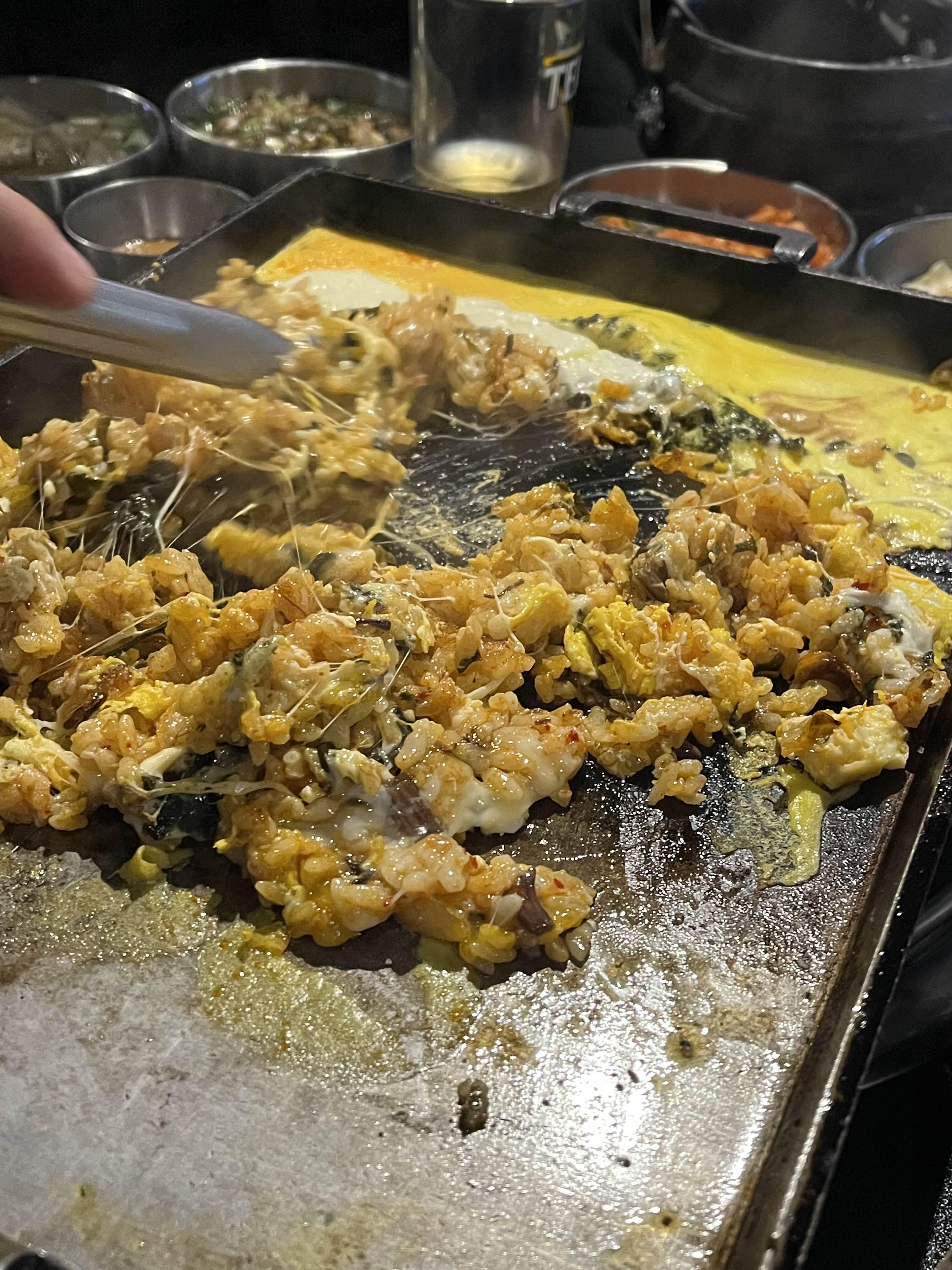 볶음밥 + 치즈추가