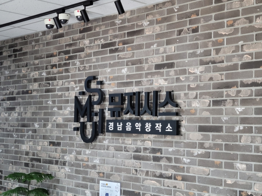 남자 성우 남자 성우아나운서 목소리 9