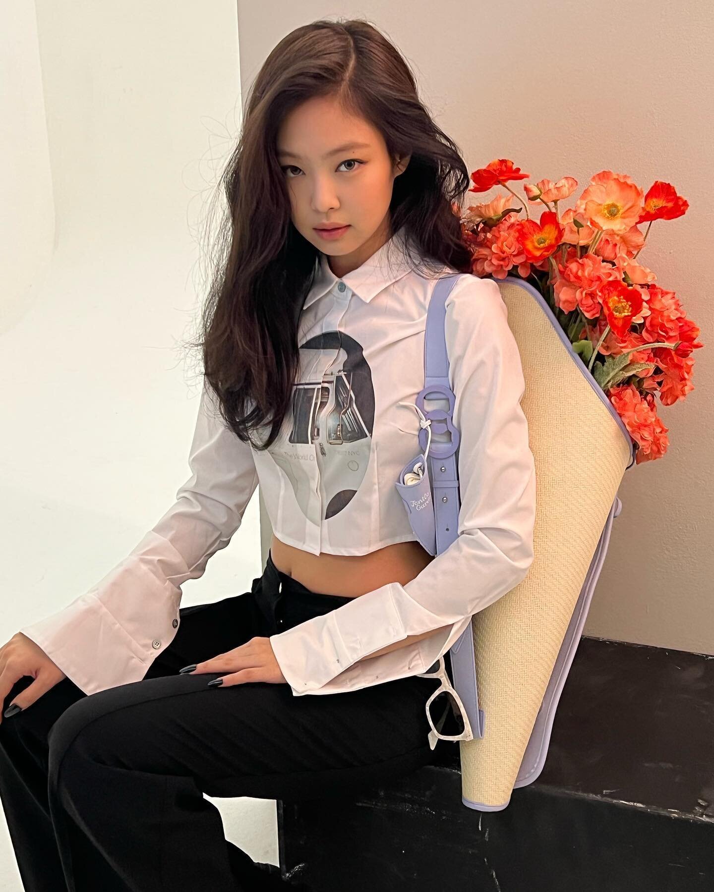  블랙핑크 제니 꽃배달 인스타그램 사진