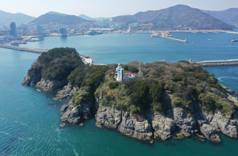 여수 오동도 동백섬 바다의 꽃섬 동백나무 포토존