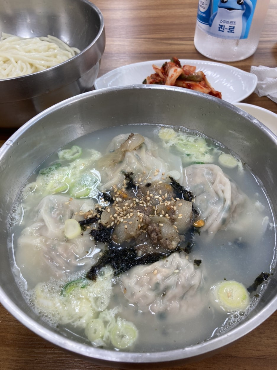 명동칼국수 이미지