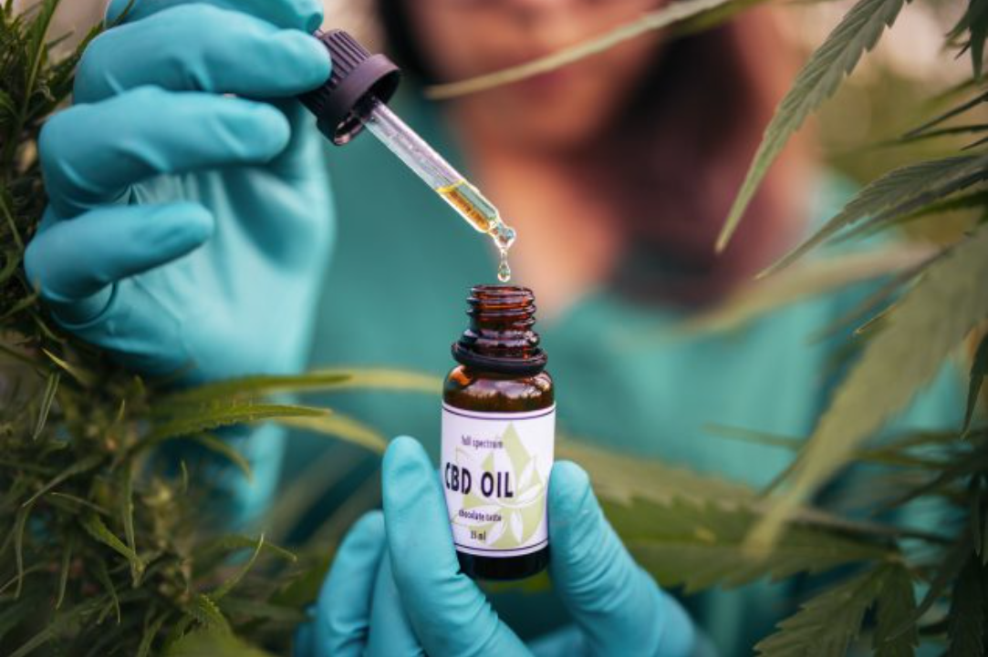  칸나비디올(CBD), 최초의 대마 유래 의약품