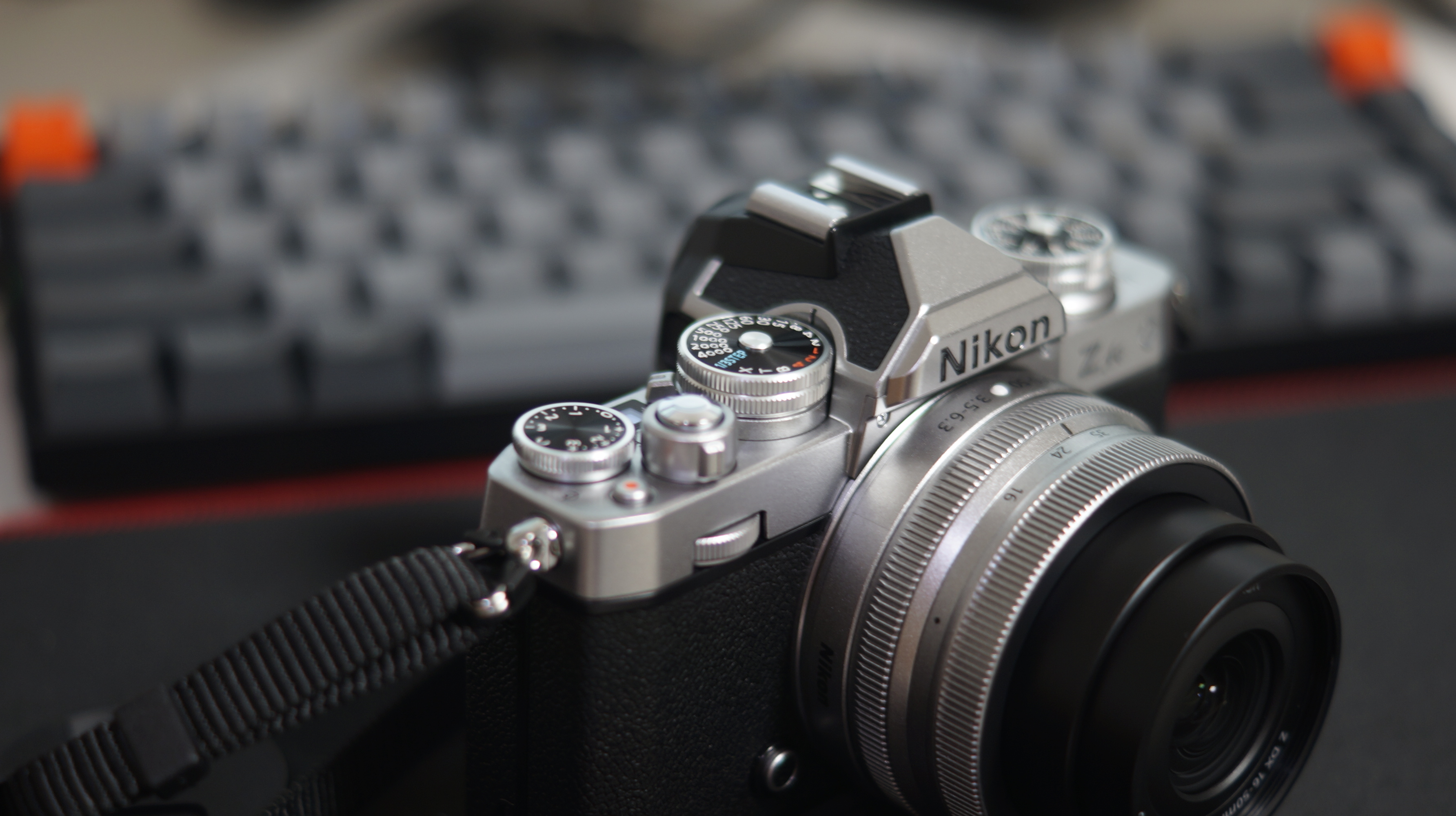 니콘 Zfc 레트로 디자인의 미러리스 디지털카메라 개봉기 사진10