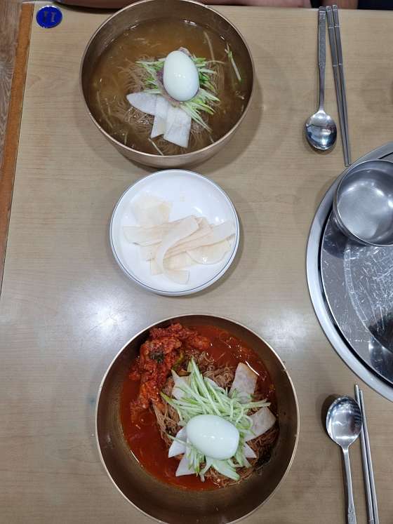 동문여행 대전 대전풍 냉면불고기맛집 허영만의 동문여행지 대전역 맛집 196화 (With. 손석구) 10