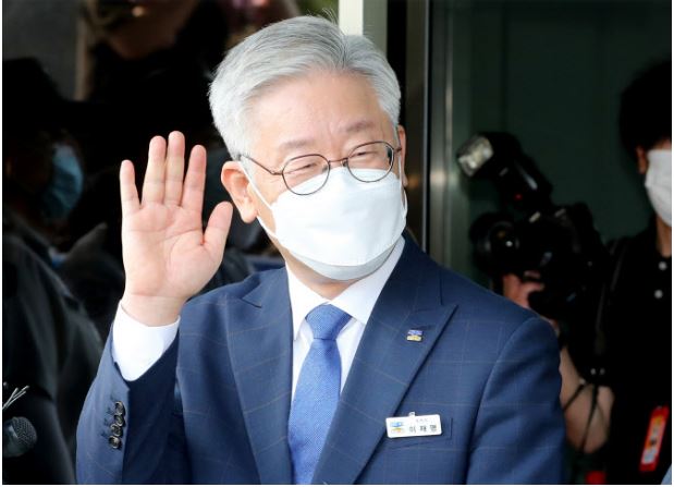  민주당 무공천 논란