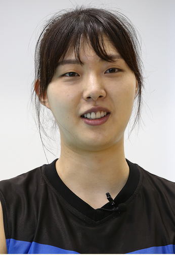 키 결혼식 짤 [배구 선수] 양효진 연봉 남편 33