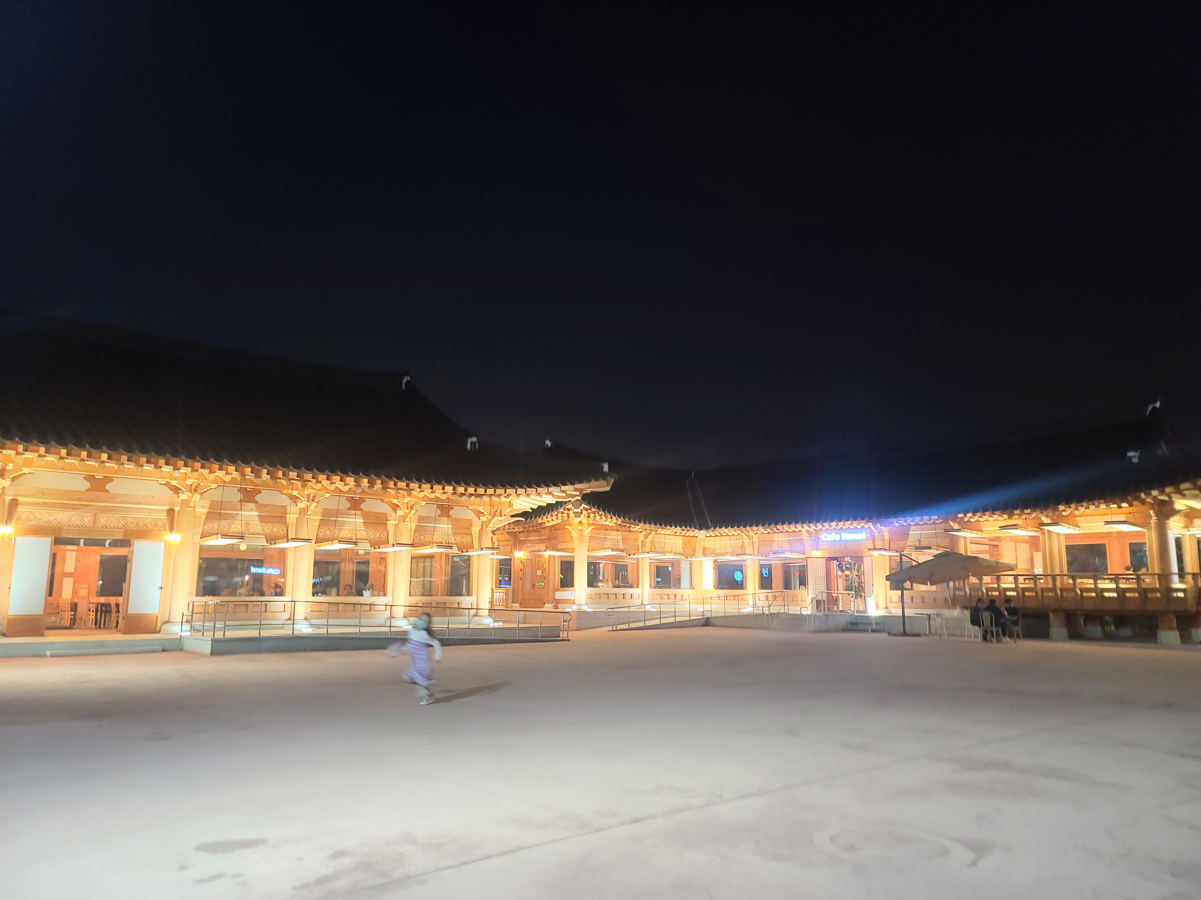  전주 한옥카페 덕진공원 야경이 멋진 카페 한올(hanol)