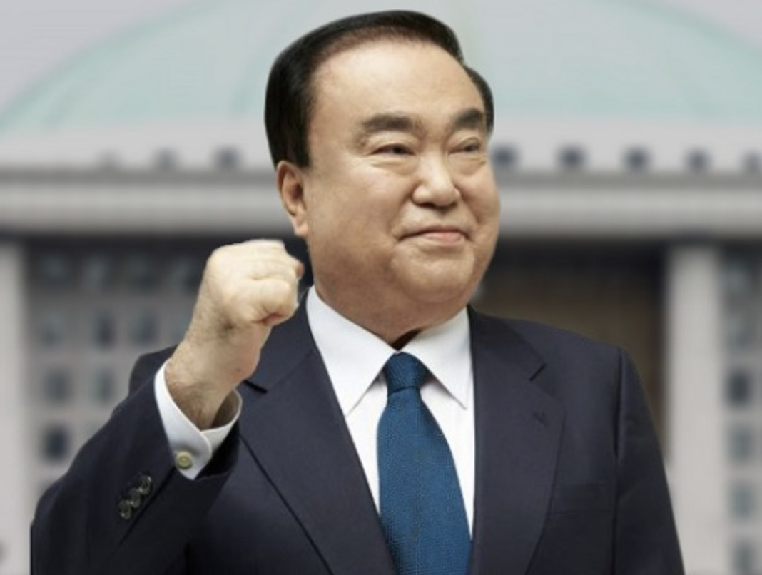  문희상 나이 고향 학력 이력 프로필 (제20대 후반기 국회의장, 6선 의원)