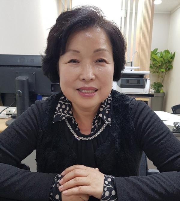 대한민국역사지킴이라면서 홍보한 댓글공작의 우두머리 손효숙 대표