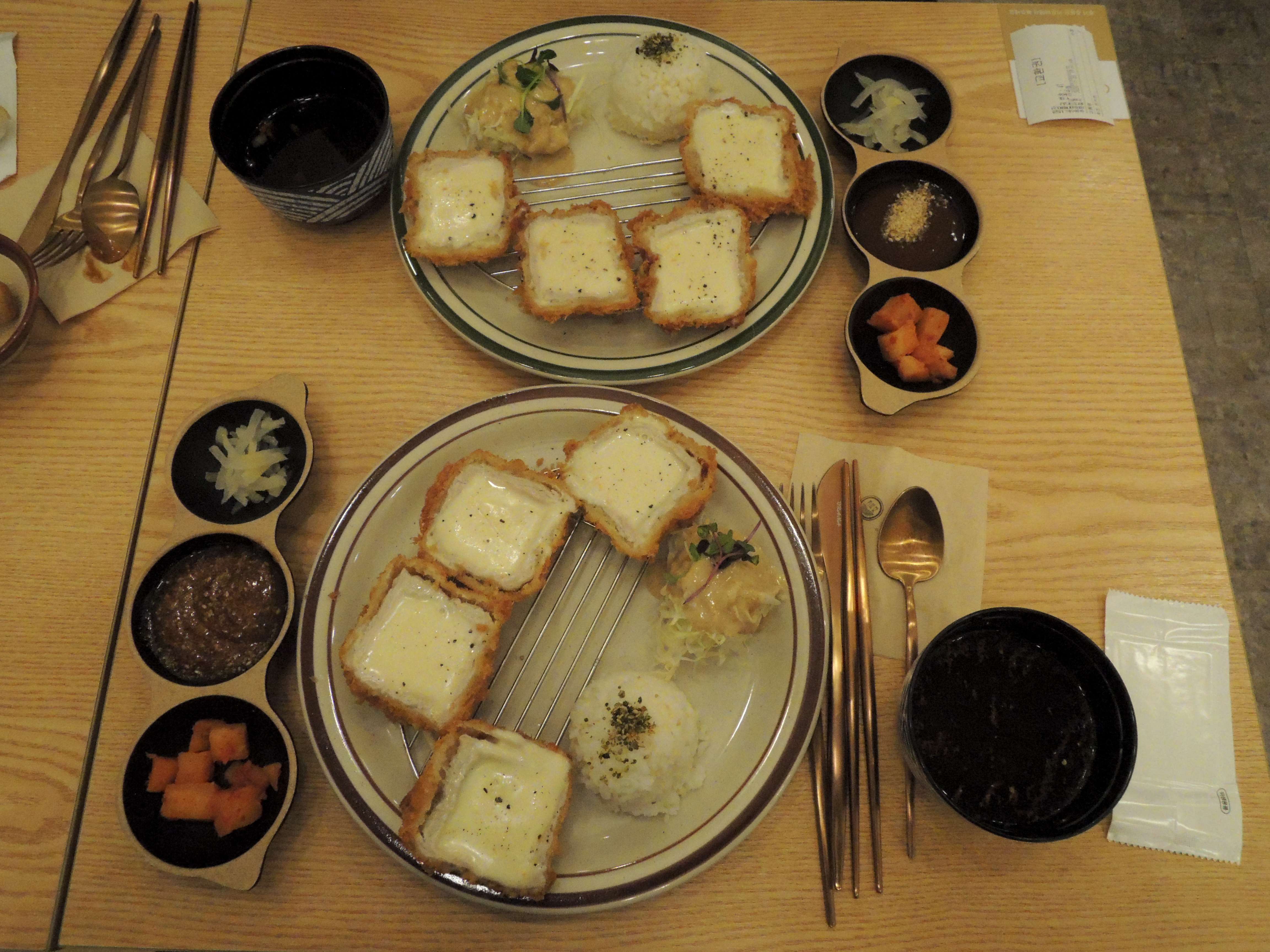  오유미당, 네모난 치즈돈까스 맛집