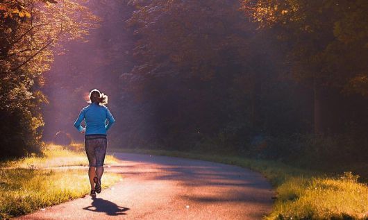 다이어트에 도움 되는 식전 운동엔 걷기