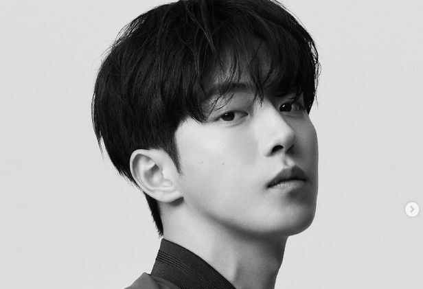 남주혁 학폭논란 공식입장과 프로필 나이 군대   /  남주혁갤 이성경 농구 후아유 드라마 입대 모델