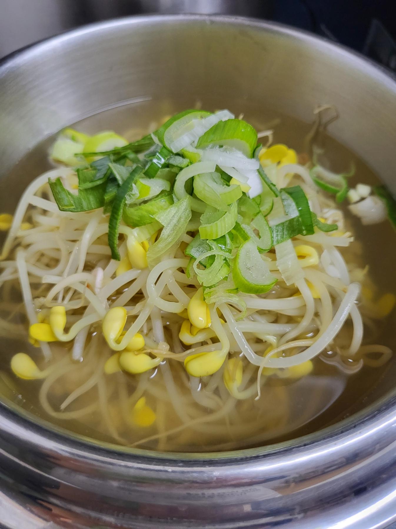 맛있는 콩나물국밥 끓이는 방법