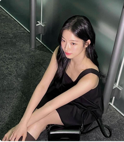 &lt;르세라핌&gt; 카즈하 - [ZARA] 자라 쇼트 포플린 드레스