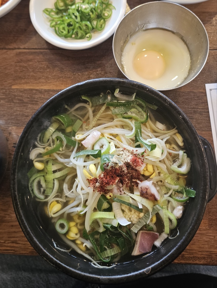 Bisabeoljeonjukongnamulgukbap 4