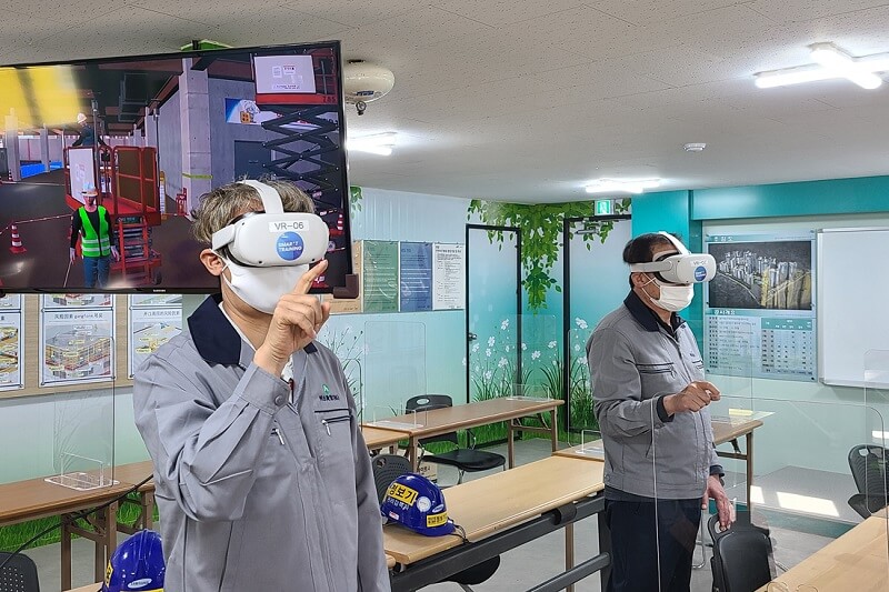  삼성물산, 실제상황 유사 VR 활용 장비안전 교육프로그램 도입