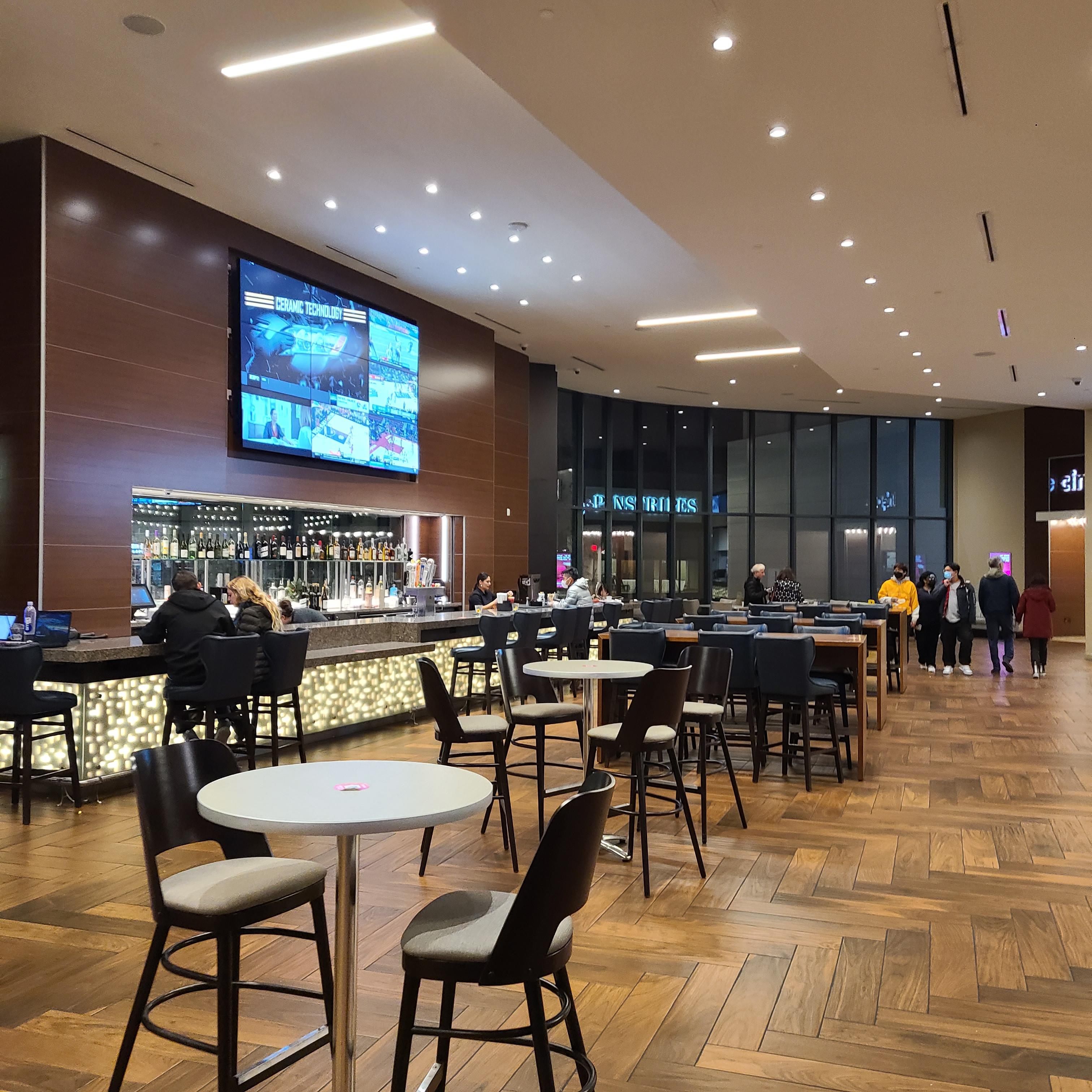 시네폴리스 럭셔리 시네마 (Cinepolis Luxury Cinemas San Mateo) 바 (Bar)