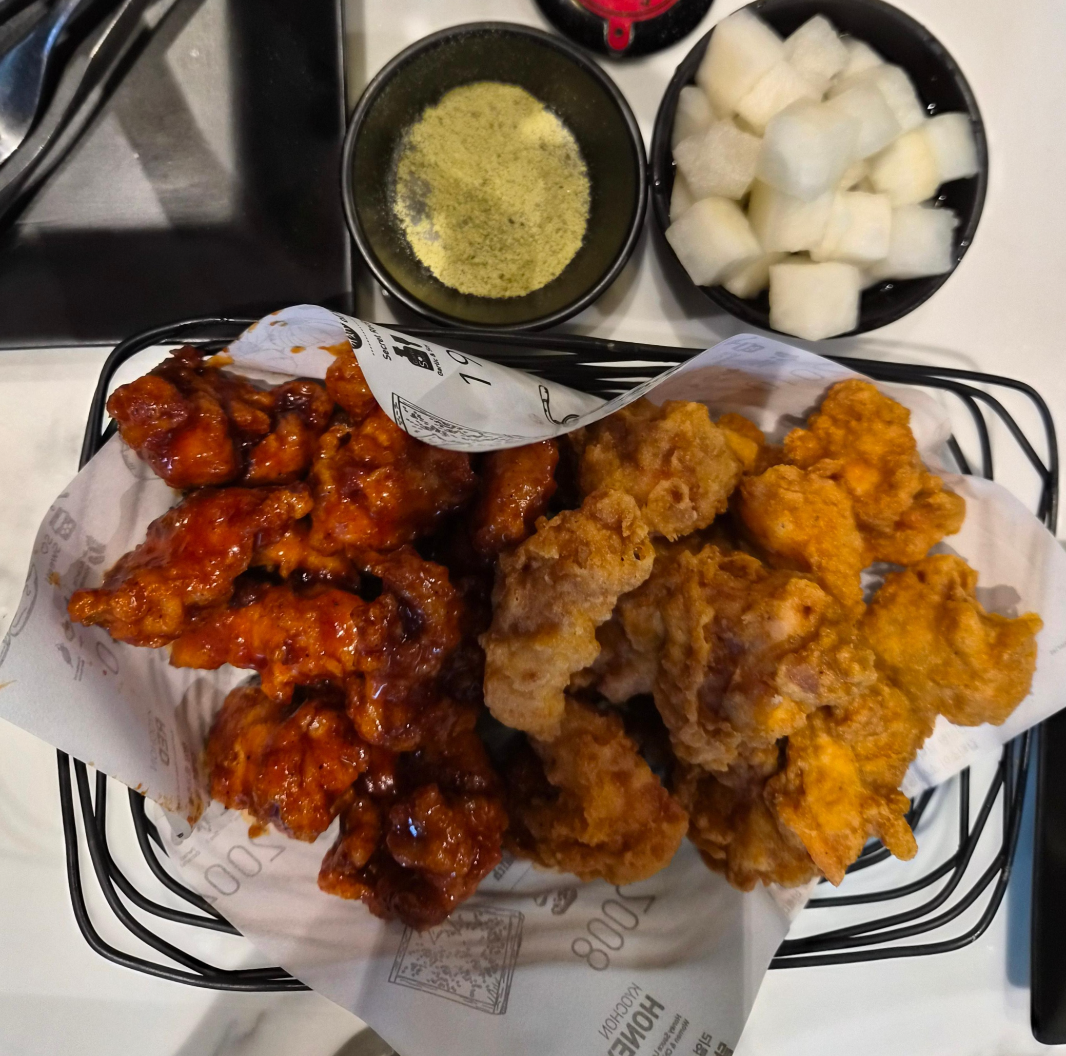 교촌치킨 진월점 2