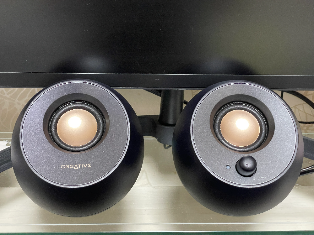 크리에이티브 페블 PEBBLE V2 개봉기 및 후기 - 크리에이티브 PEBBLE V2 후기 크리에이티브 페블 PEBBLE V2 개봉기 및 후기 - 크리에이티브 PEBBLE V2 후기