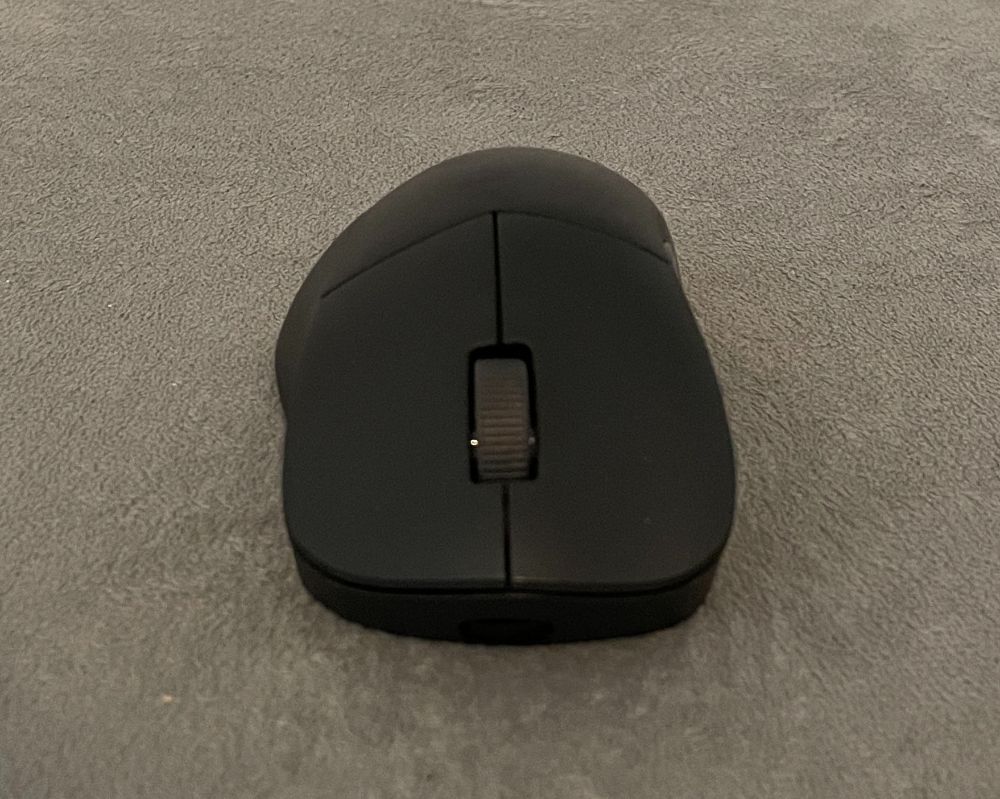 Cooler Master MM731 게임용 마우스 검토