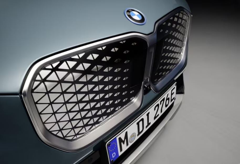 2023 BMW iX1 포토