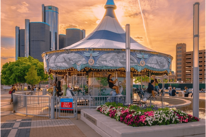 디트로이트 리버워크 Detroit Riverwalk