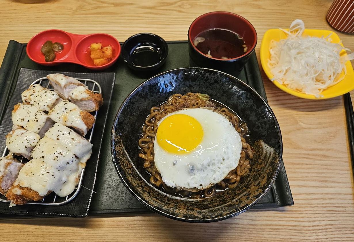 돈덴돈까스 이미지