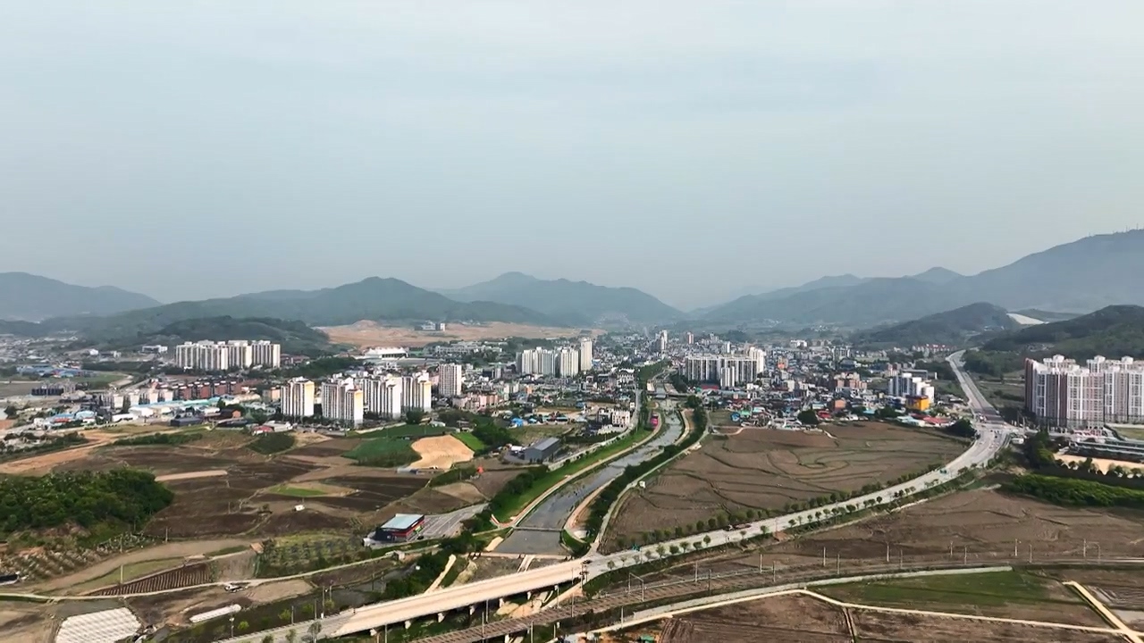 동네 한 바퀴.E274.240519p-NEXT.mp4_20240519_161940.522.jpg