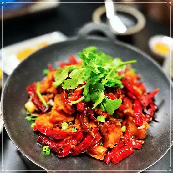  생생정보 마당 용산 이태원 녹사평 중국식 가정식 가게 1453회 이 맛에 살지 사천요리 뉴자훠궈 연근 갈비탕 라즈지 가격 위치 어디