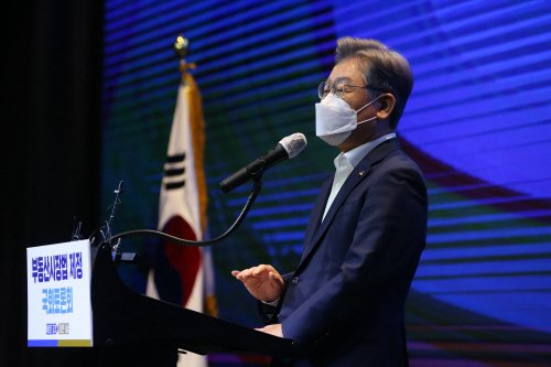  '미 점령군' 다음은 "바지 내릴까요"…여·야 모두 고개젓는 이재명의 말말말