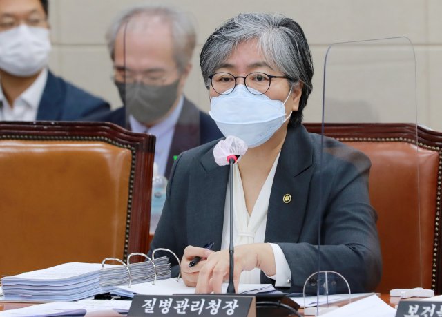  내달 9일부터 '위드 코로나'