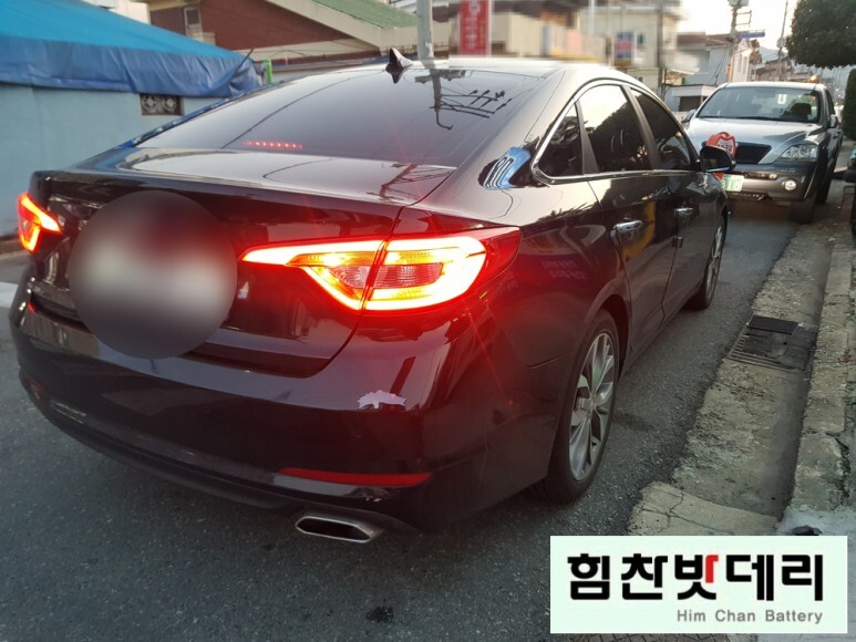  [힘찬밧데리 거제점] 거제밧데리 현대 LF 소나타 가솔린 AGM80 자동차 밧데리 출장 교환 전문점 힘찬배터리 거제 통영 고성 배터리