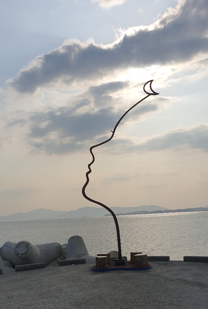  사천 대포항 , 무지개 해안도로