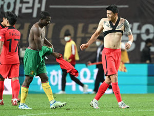  (속보)김민재, 로마노 기자 "바이에른 뮌헨으로"