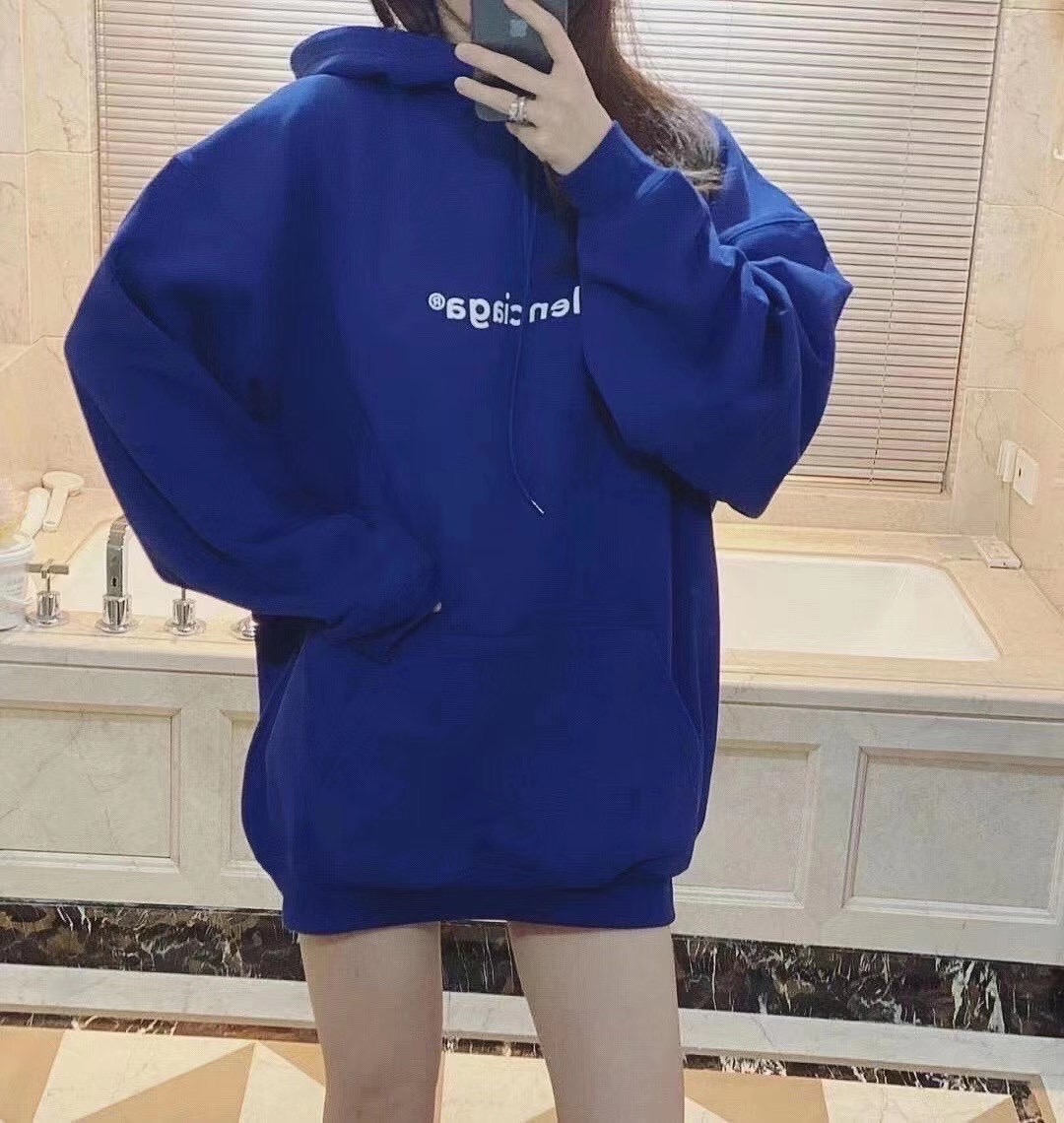  [BALENCIAGA] 발렌시아가 뉴 카피라이트 스웨트 셔츠 후드 티셔츠 570811 TIV55 1000 (4 COLOR)