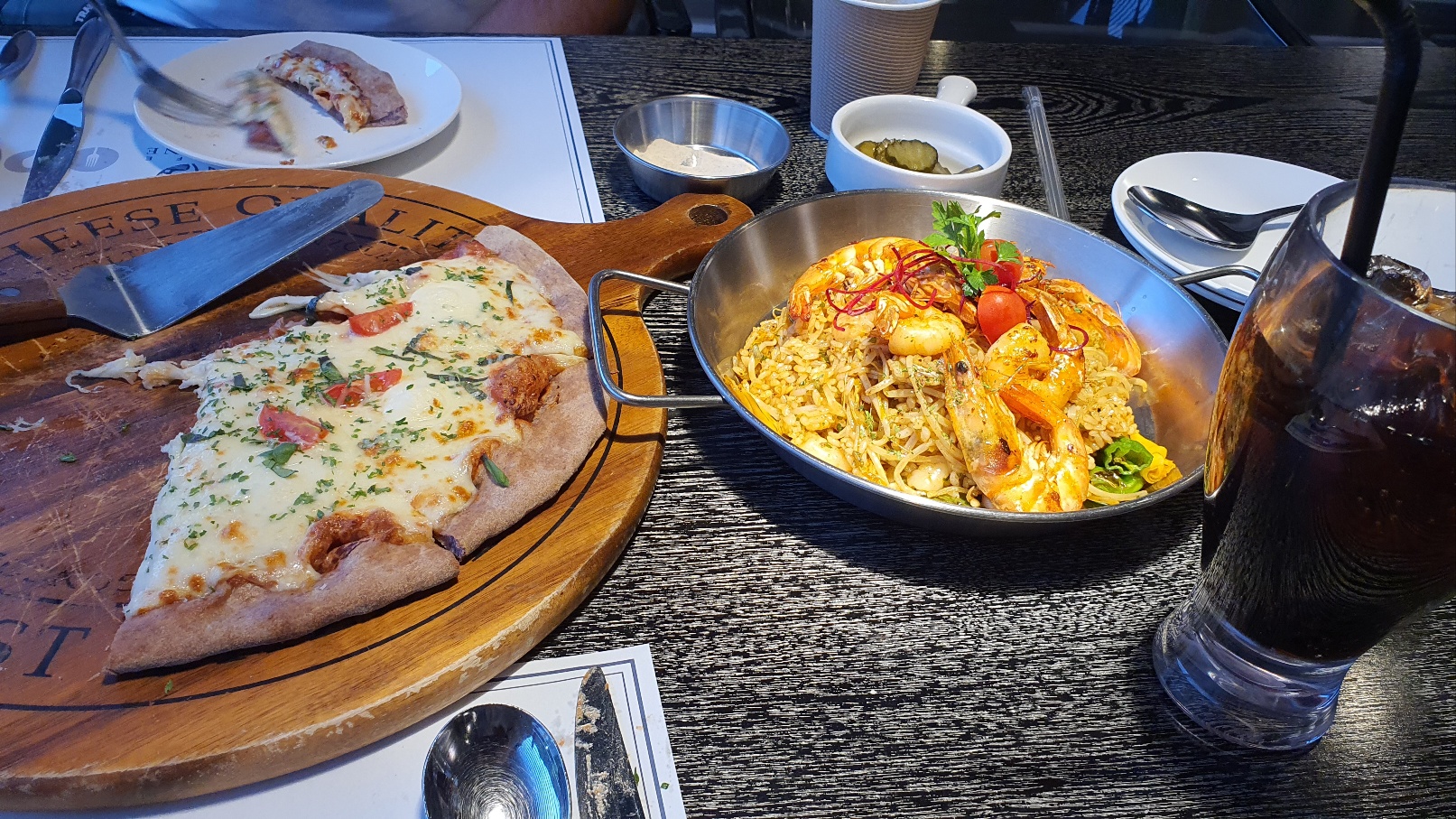 비브릿지카페-빠에야