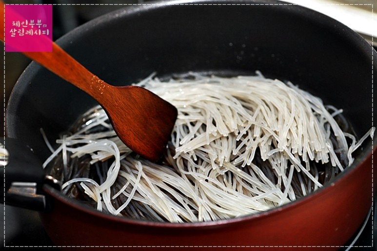 우엉 손질법 우엉 요리 우엉잡채 만드는 법 28