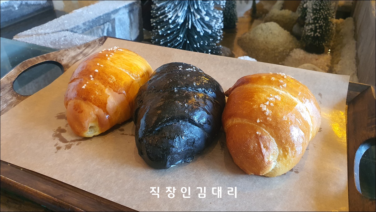  익선동 카페, 소금빵&커피 맛집 소하염전