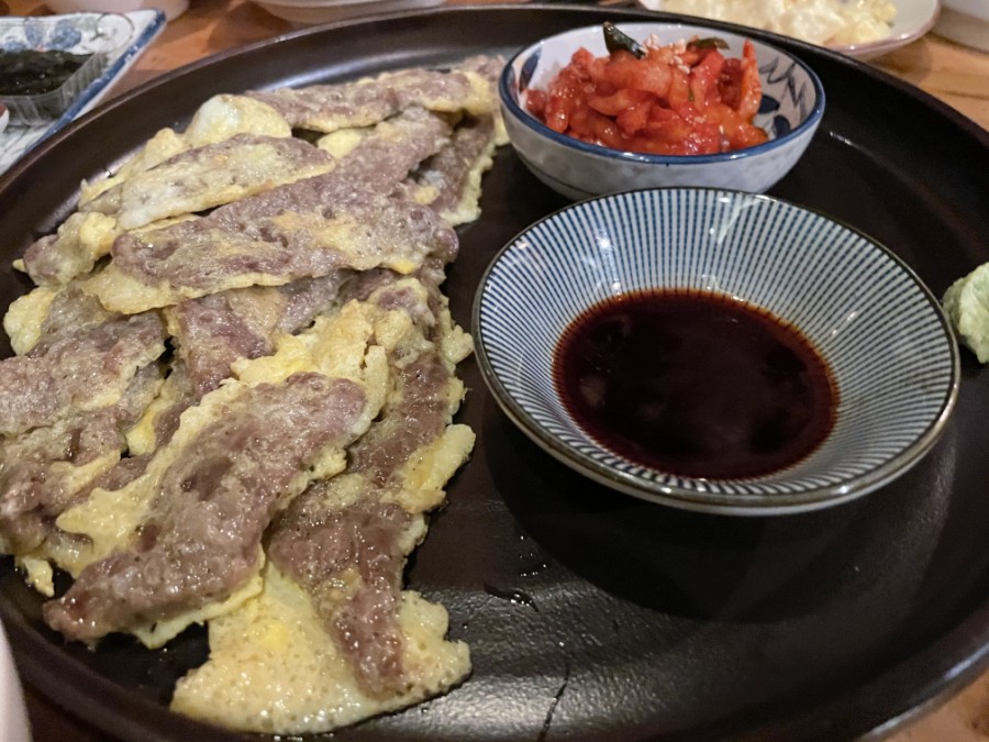 유쾌한접시 이미지
