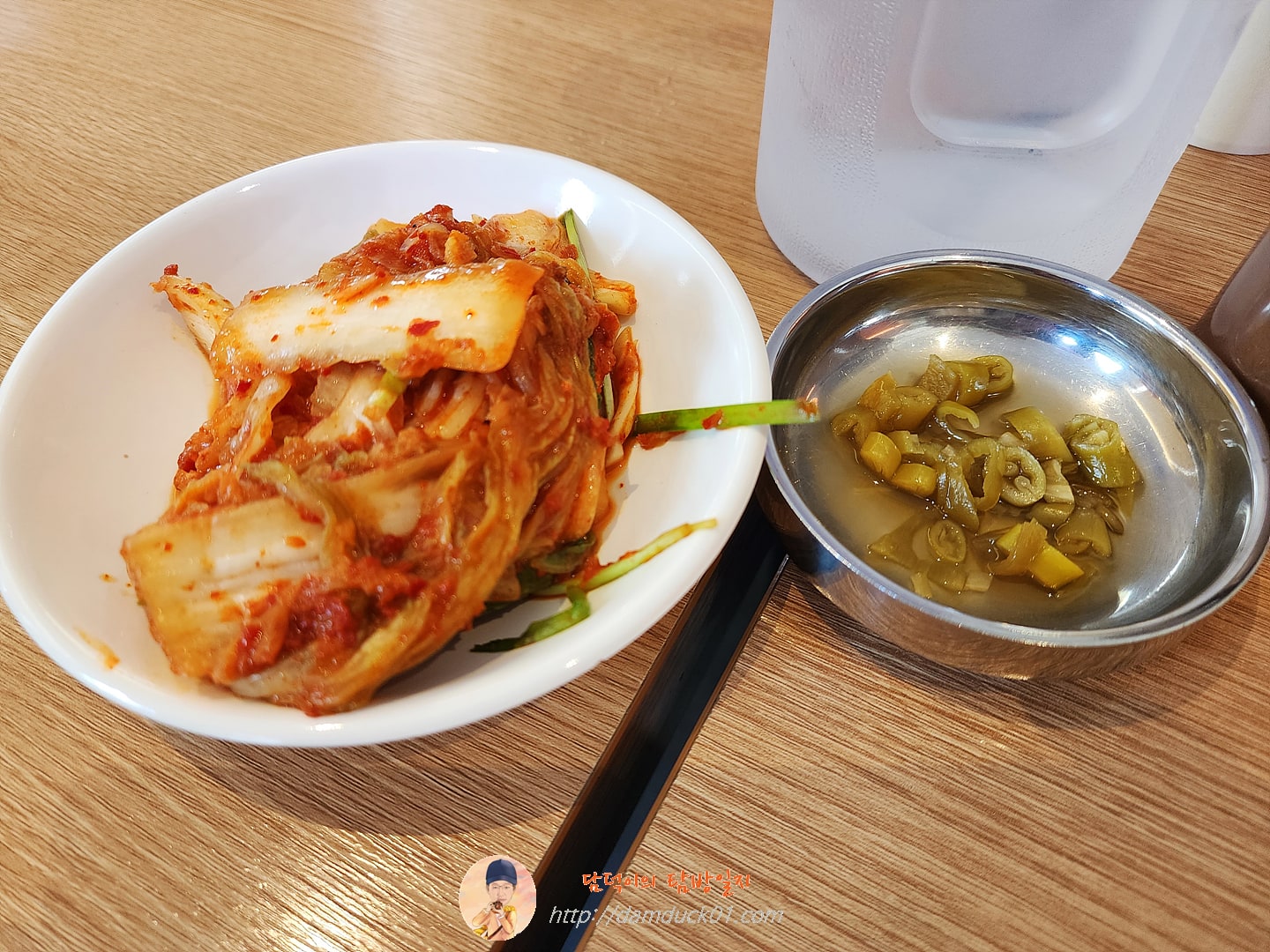 마중칼국수 반찬