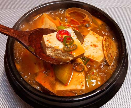 2월 제철 음식 : 바지락 된장찌개 맛있게 만드는 법 5. 애호박이 익으면 불 끄기