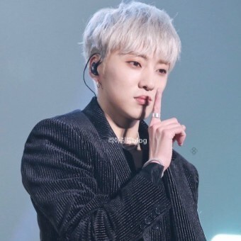  강승윤 ️문지효 열애설 나이 인스타 프로필 학력 ️데이트 목격담 키 작품활동 필모그래피 고향 커플 중고차 차 군대 배우 위너