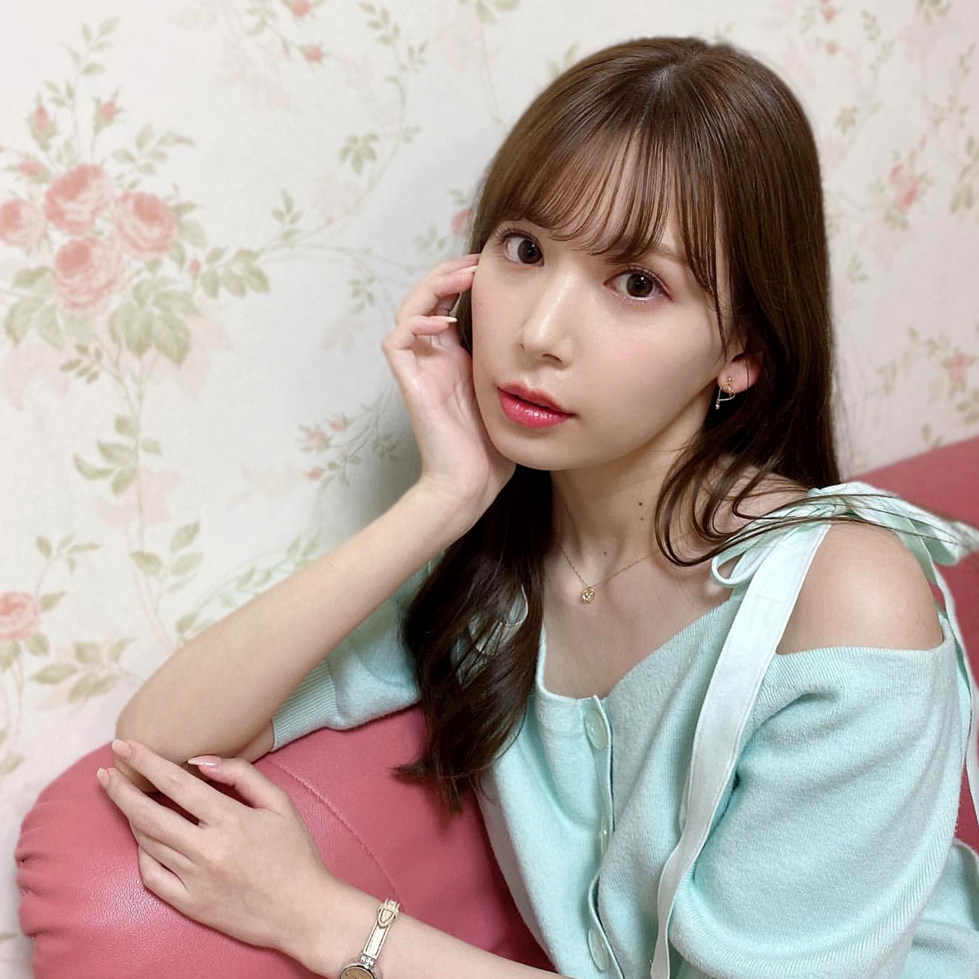 아카리_츠무기_Tsumugi_Akar_明里つむぎ