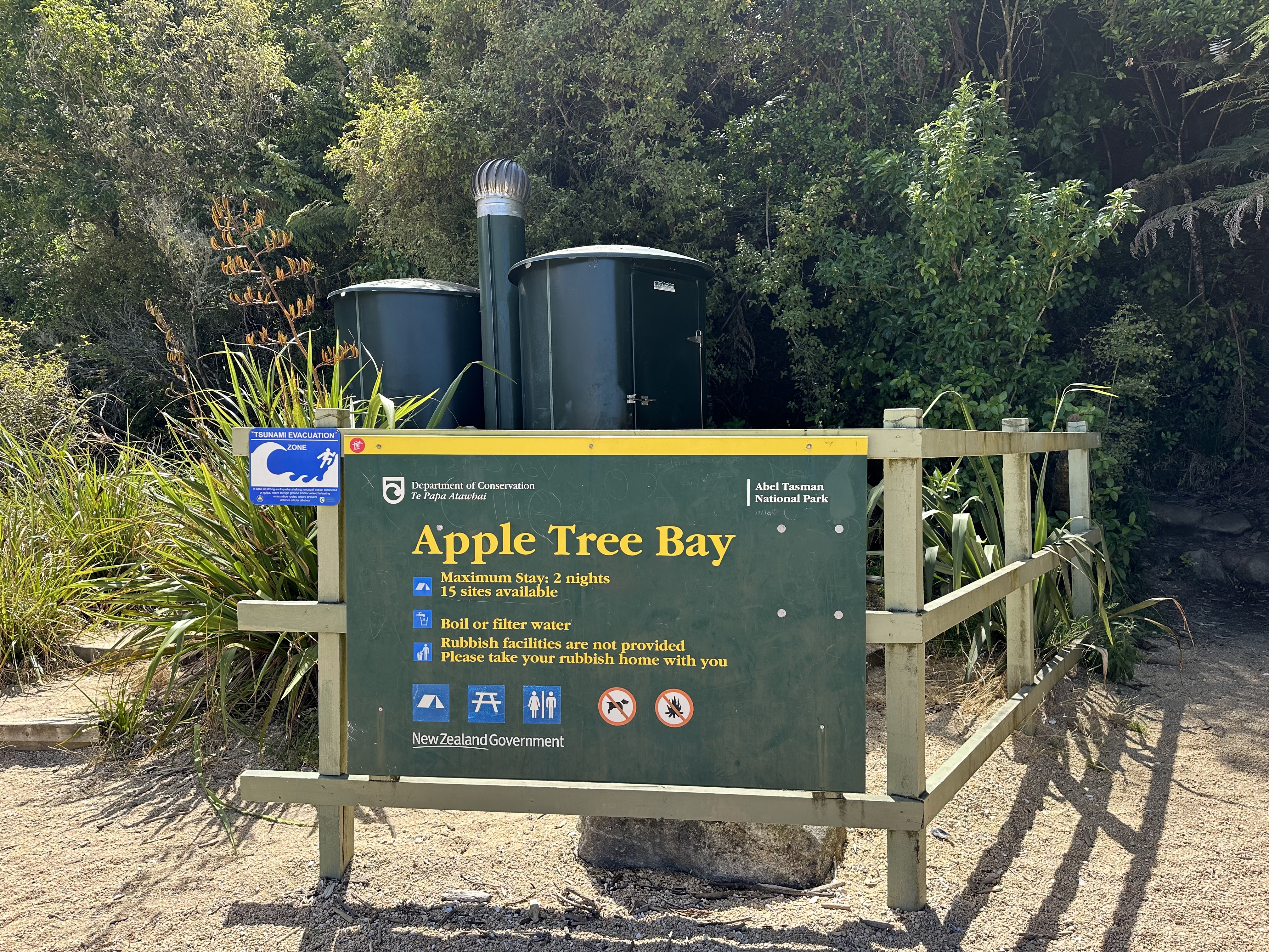 Apple Tree Bay