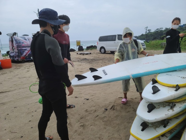 서피플 서플 서핑보드 배우고 왔어요~ 제주도 서핑구역 근처 곽지해변에서 42