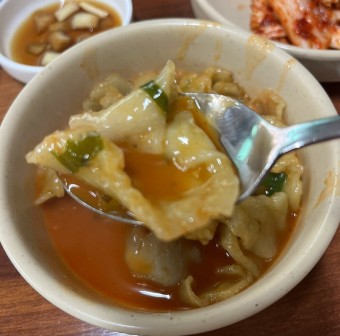 뚝배기 수제비 칼국수